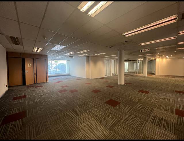 695M² OFFICE TO LET IN ROSEBANK